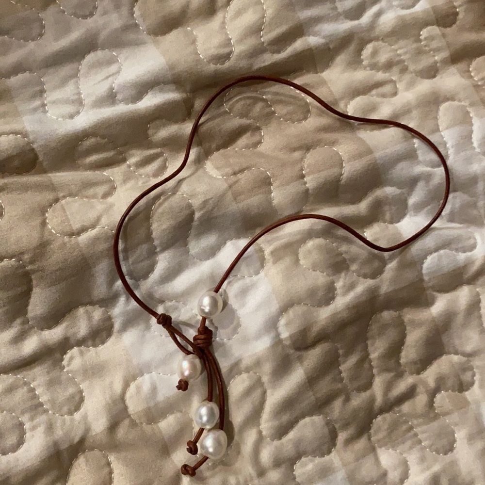 Necklace - Picture 2 of 3